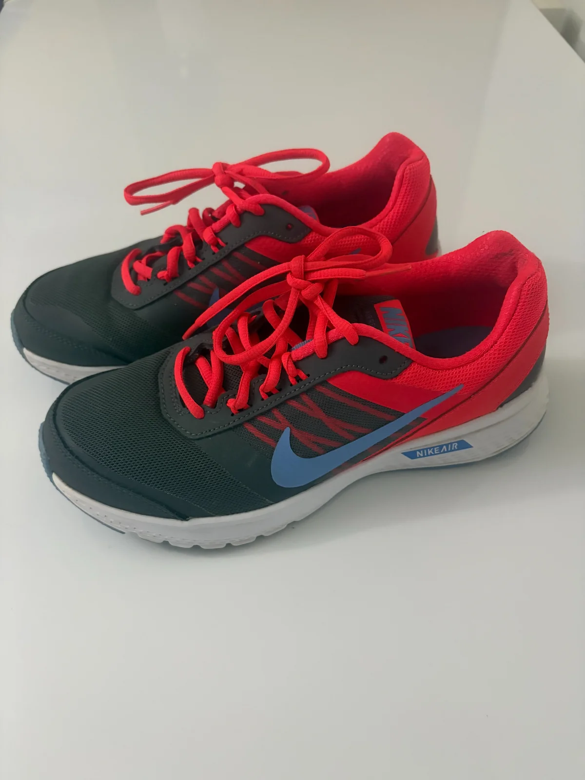 Nike Air Releniless 5
