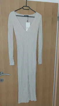 Zara bež haljina dugih rukava