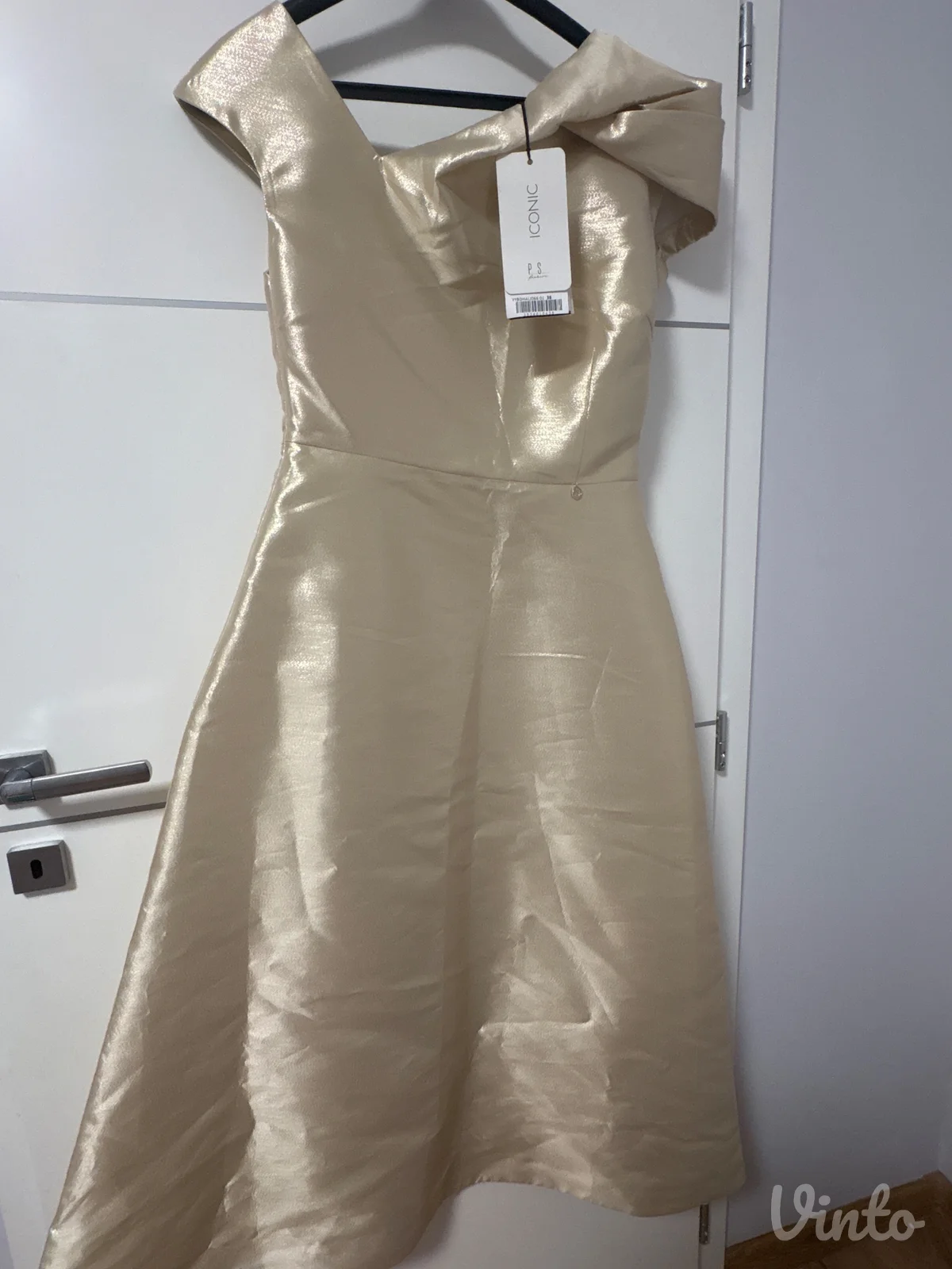 P.S Fashion ICONIC zlatna haljina