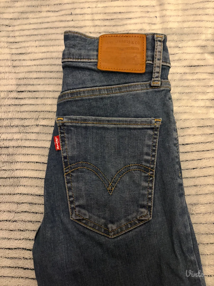 Levis farmerke