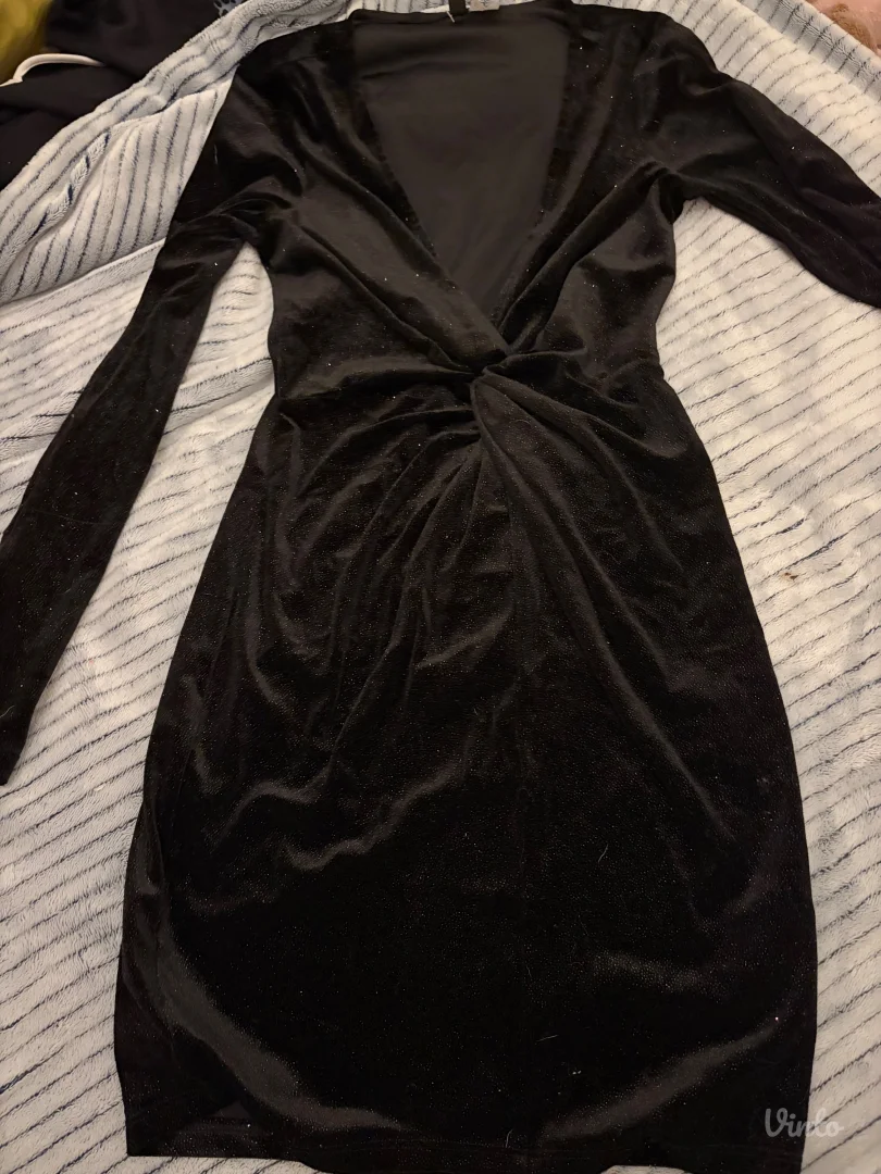 H&m sljokicasta haljina