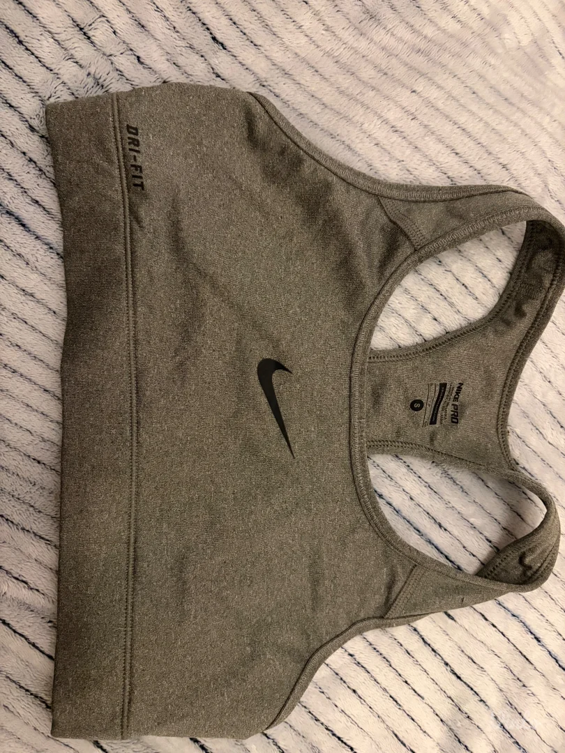 Nike dri fit top za trening