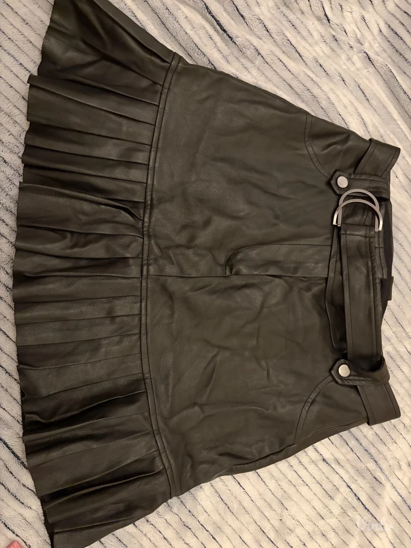 Stradivarius kozna suknjica