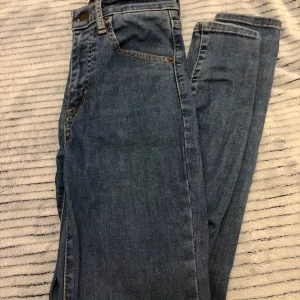 Levis farmerke