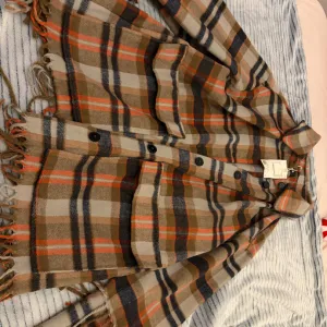 C&a jakna sa etiketom