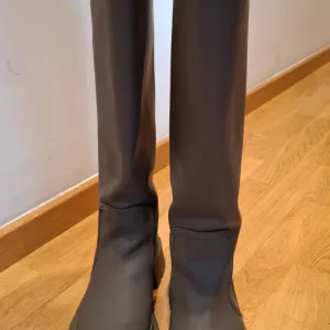 Zara - gumene čizme