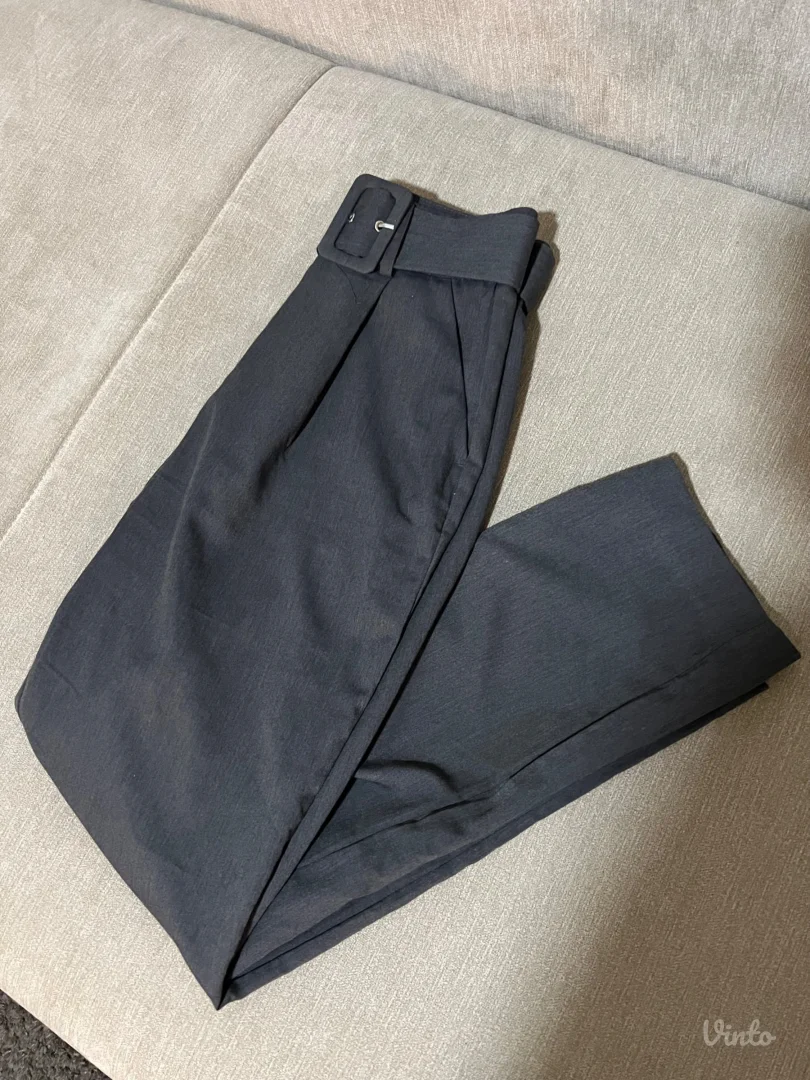 Elegantne pantalone 32