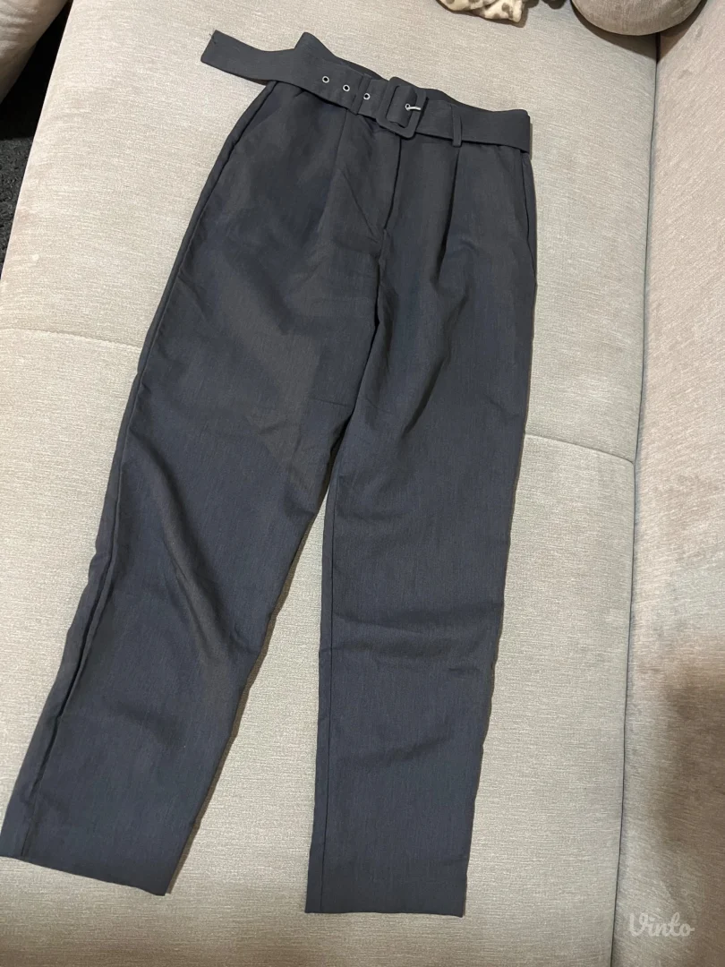 Elegantne pantalone 32