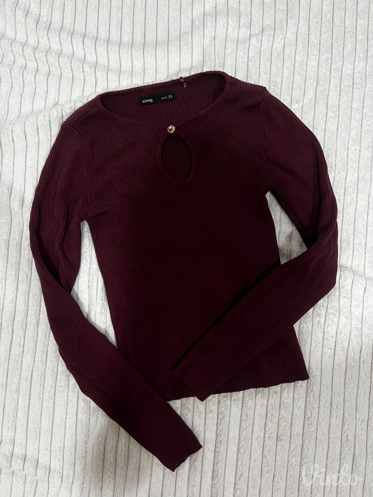 Bordo rebrasta bluza