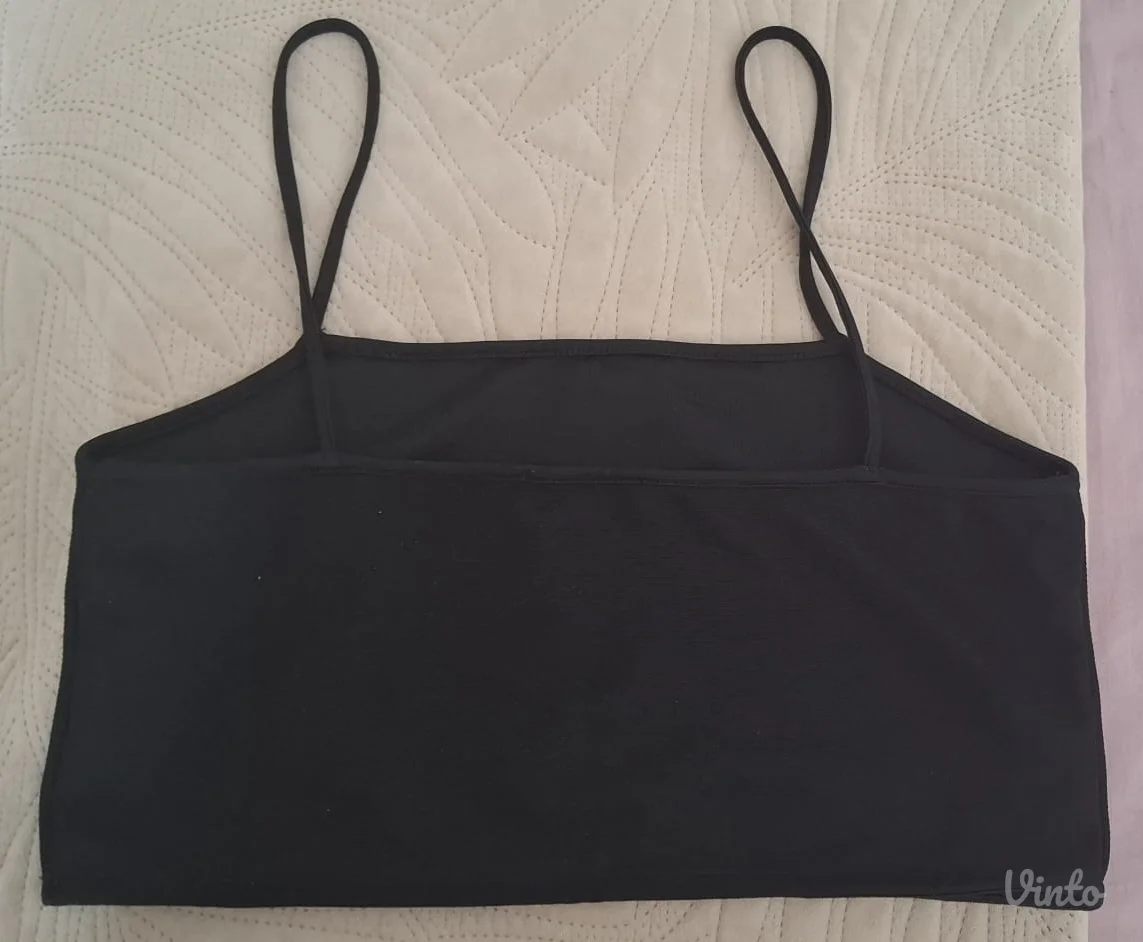 Paket-6 ženskih majica+džemper- sve za 1500