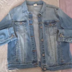 Zara- teksas jakna za devojčice