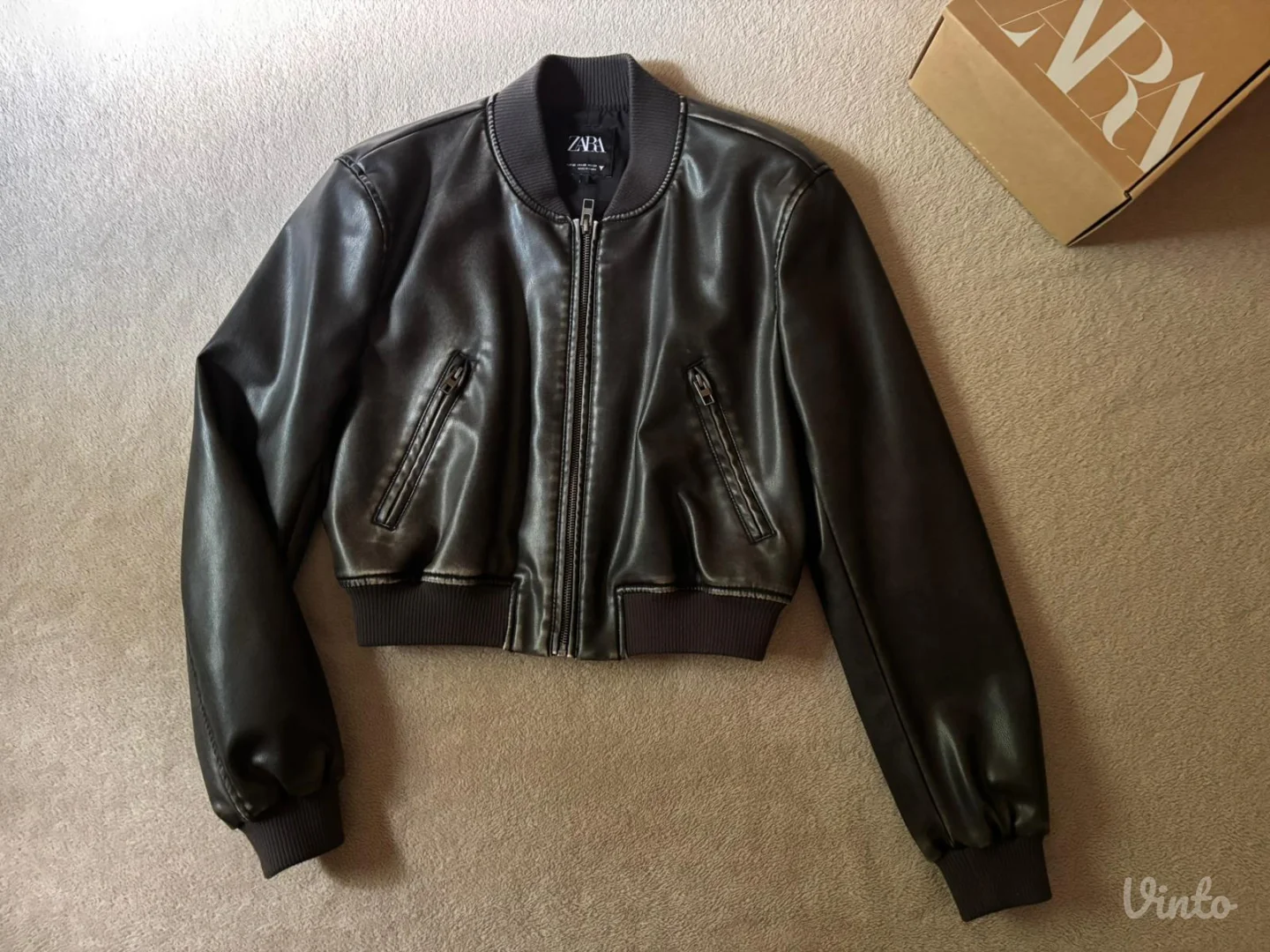 Zara bomber jakna