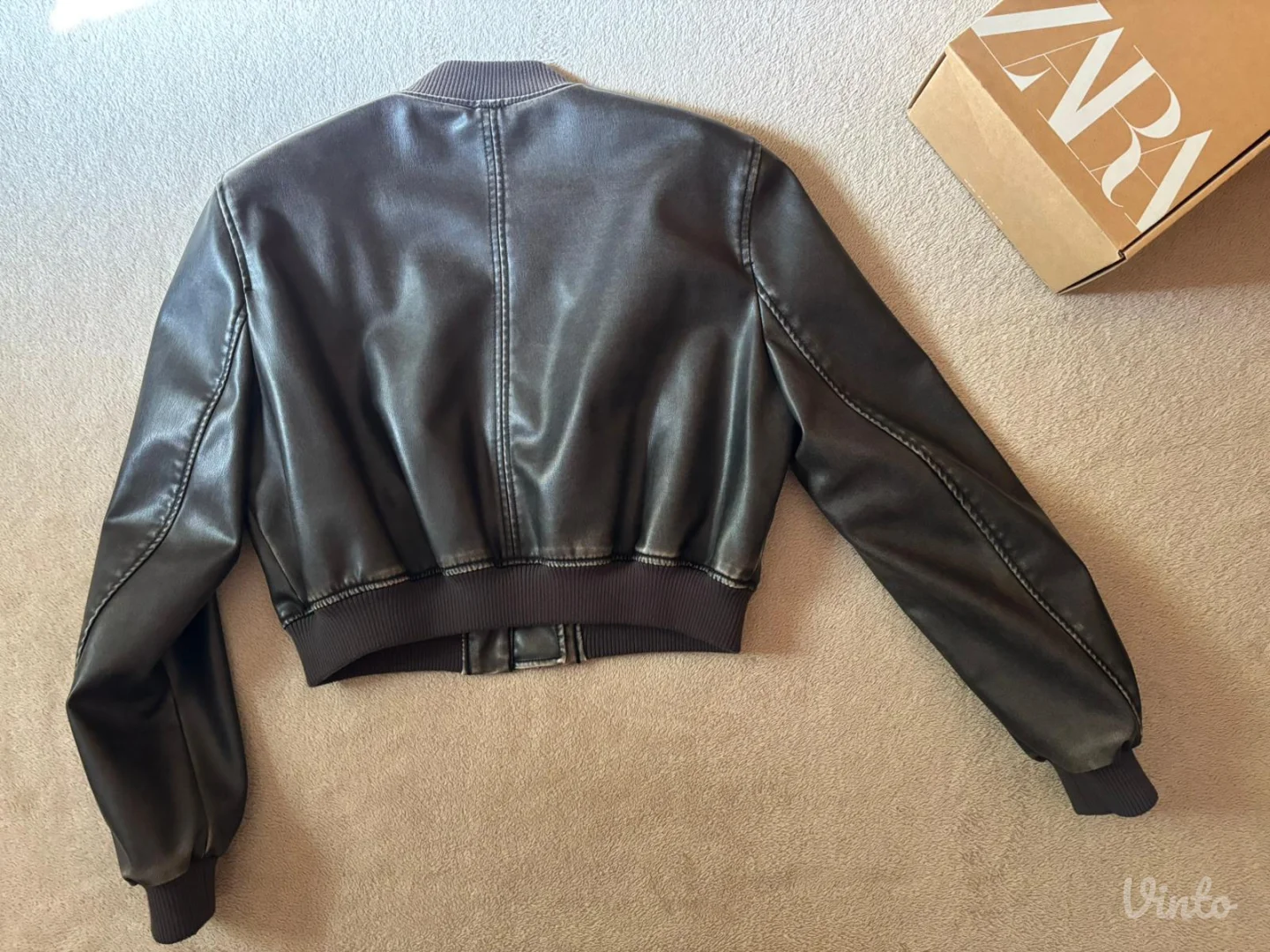 Zara bomber jakna