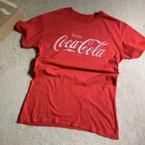 Pull&Bear Coca - Cola majica