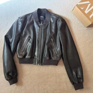 Zara bomber jakna