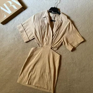 Zara lanena mini haljina