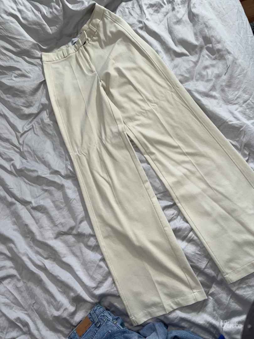 Pantalone Bershka