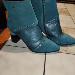 Stefano čizmice NOVO 38