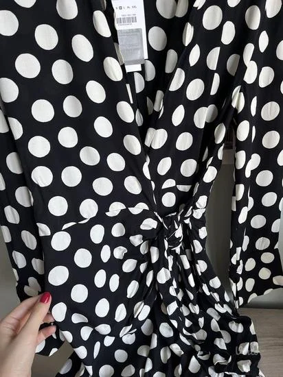 Zara Haljina sa etiketom