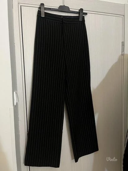 Stradivarius pantalone ma pruge