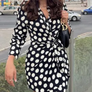 Zara Haljina sa etiketom