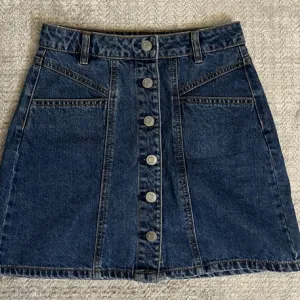 Teksas suknja Stradivarius