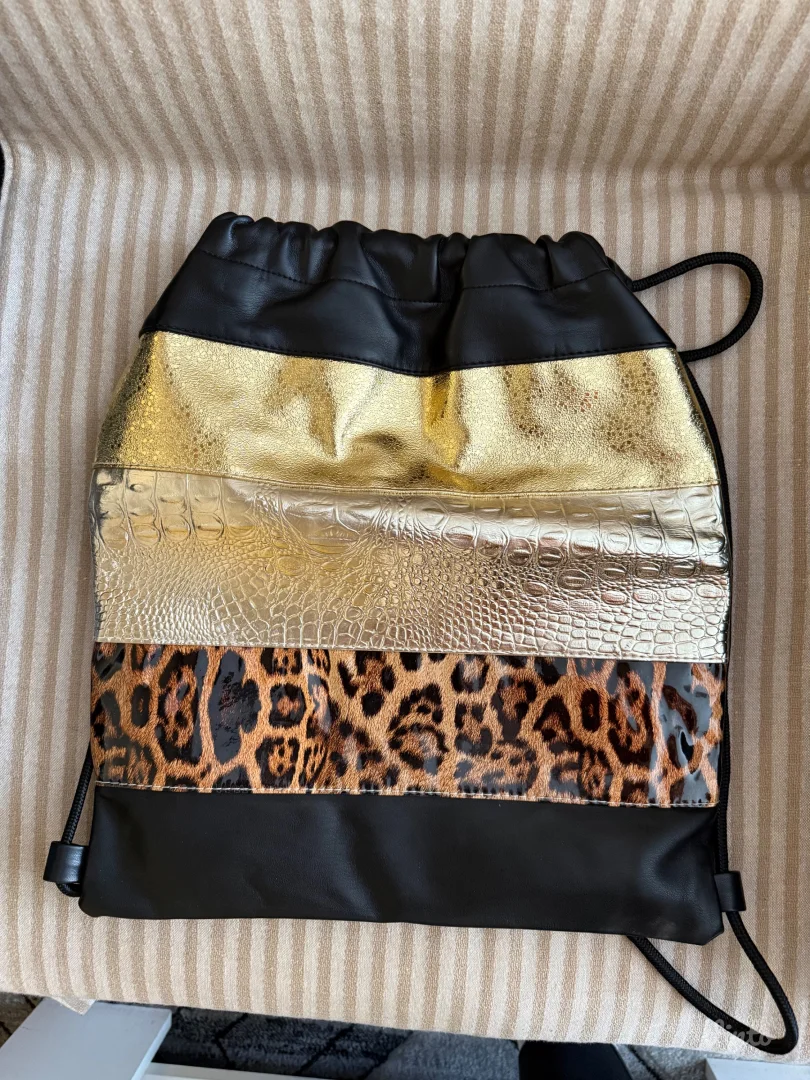 Zenski elegantni ruksak torba