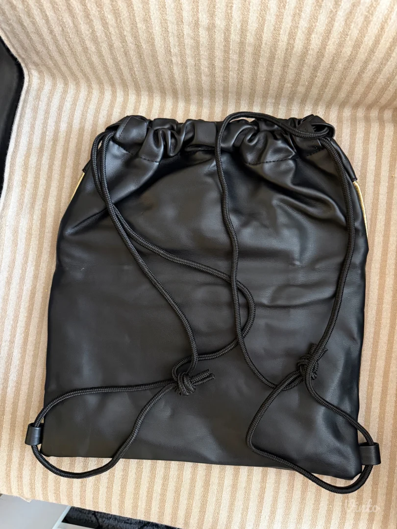 Zenski elegantni ruksak torba