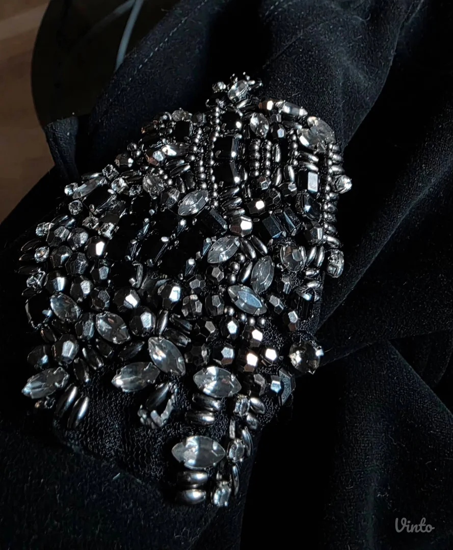 Legend crni kaput sa cirkonima