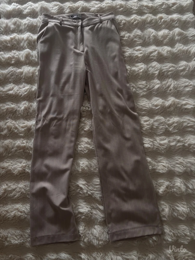 Komplet sako i pantalone