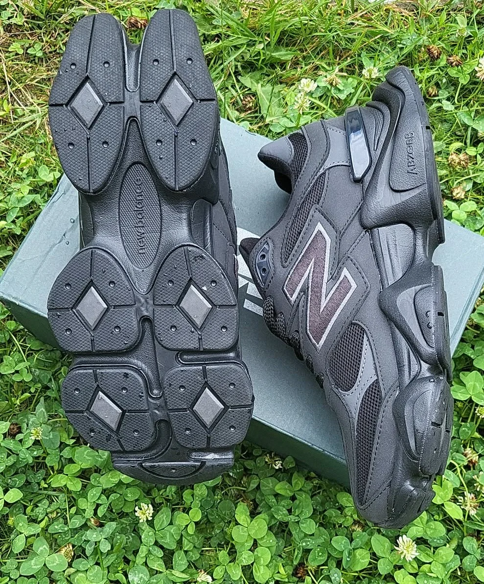 New Balance 9060 - Crne - NOVO!