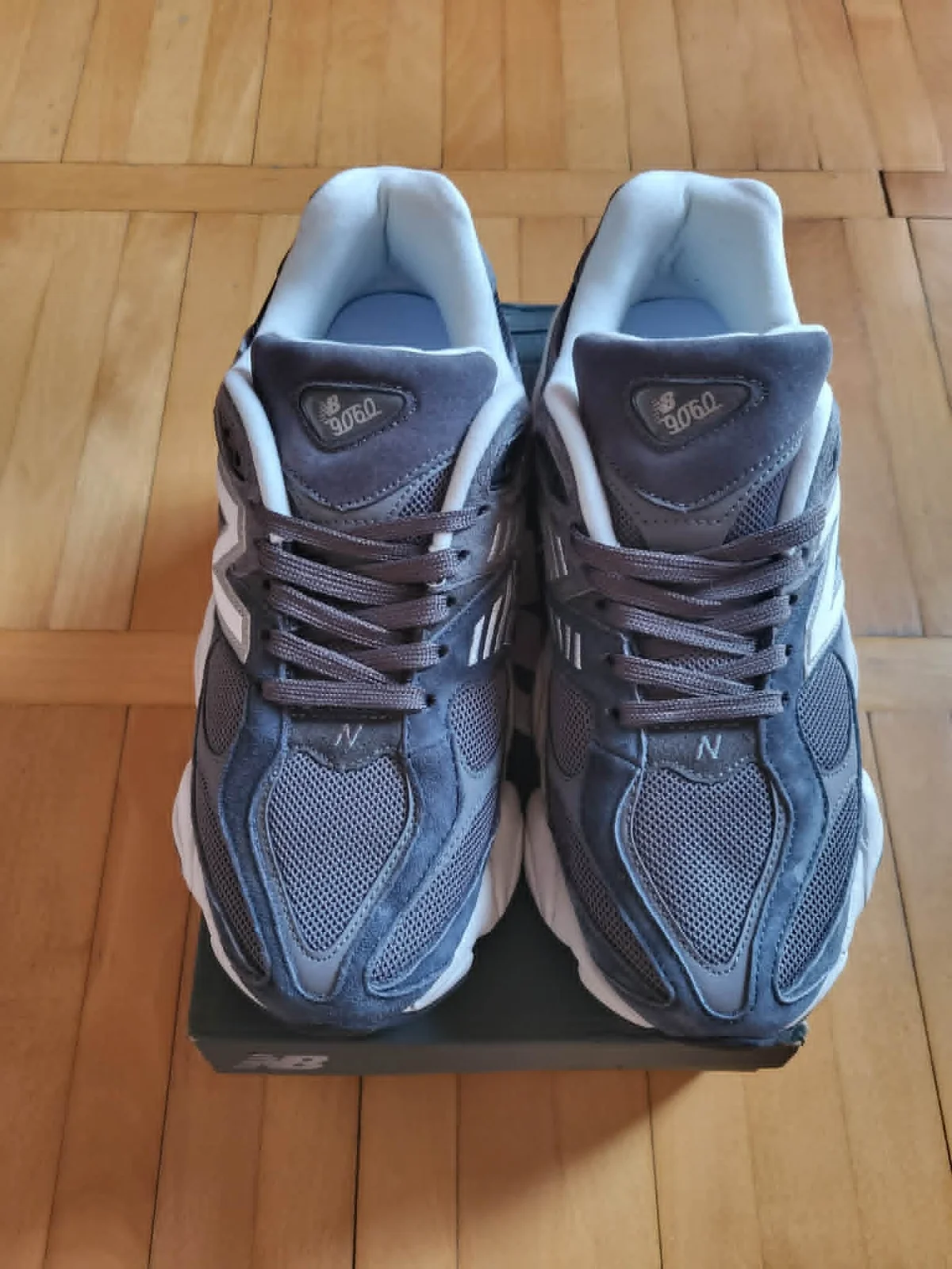 New Balance 9060 - NOVO!