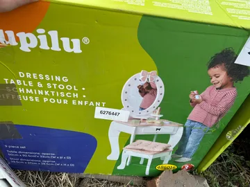 Sto za šminkanje