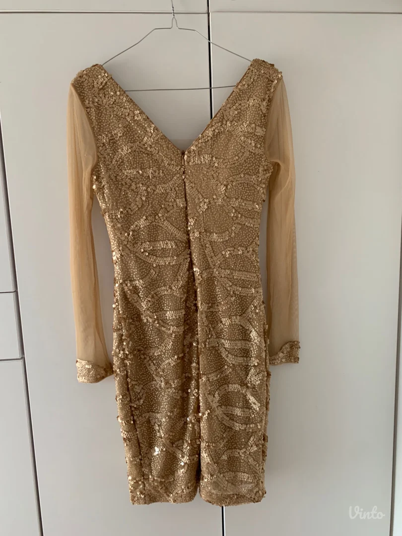 Šljokičava kratka haljina