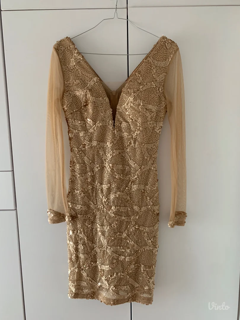 Šljokičava kratka haljina