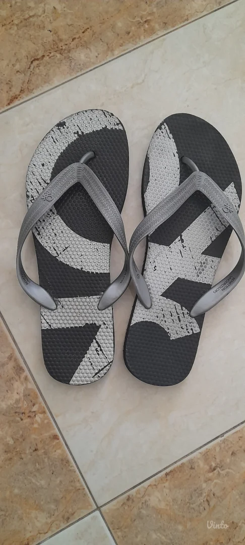 Nove japanke Benetton