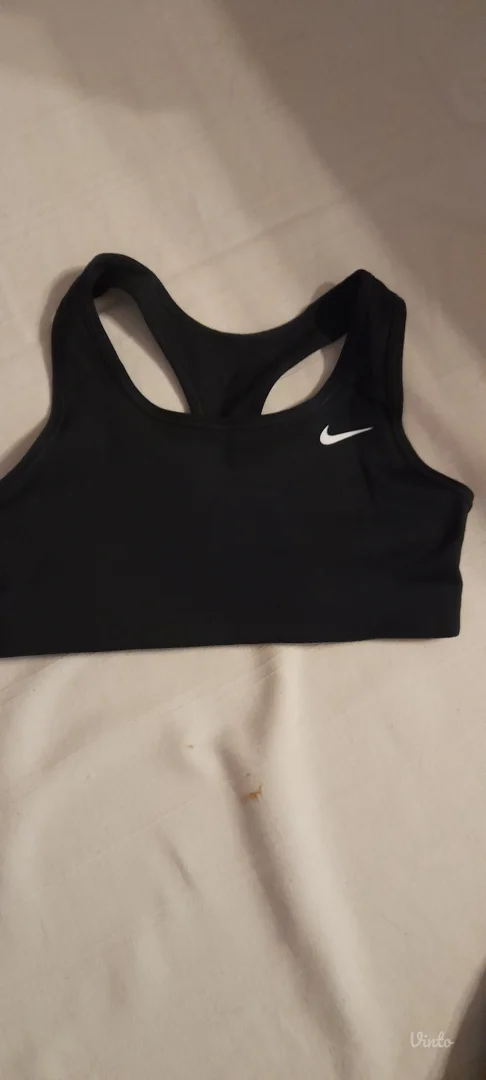 Nike top