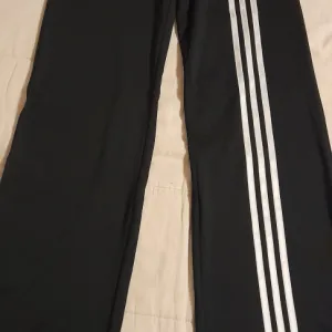 Adidas ženska trenerka