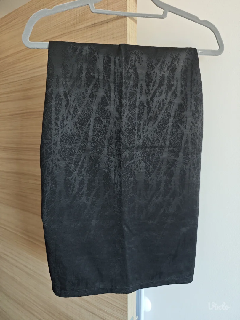 Pencil suknja crna S/M