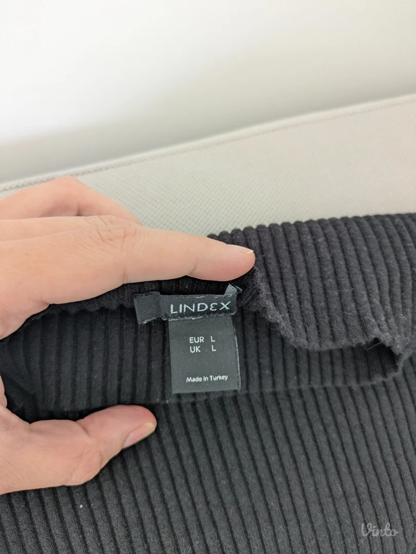 Lindex crni ženski džemper