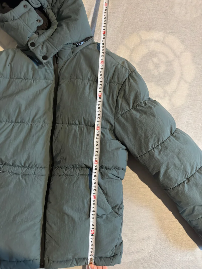 Zara zimska muska jakna! Vel S/M kao nov imate mere