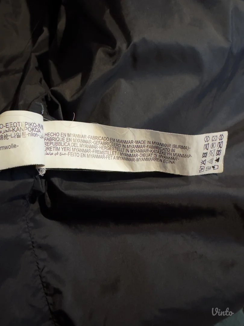 Zara zimska muska jakna! Vel S/M kao nov imate mere