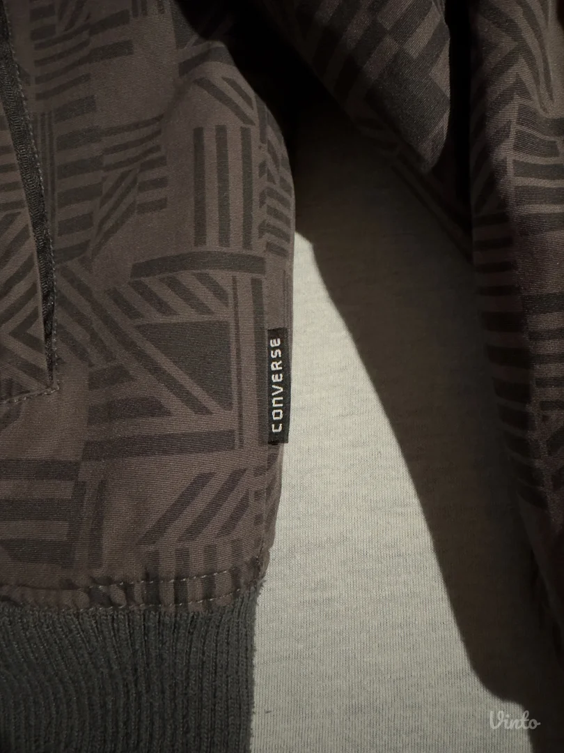 Original converse zimska jakna! M vel kao nov