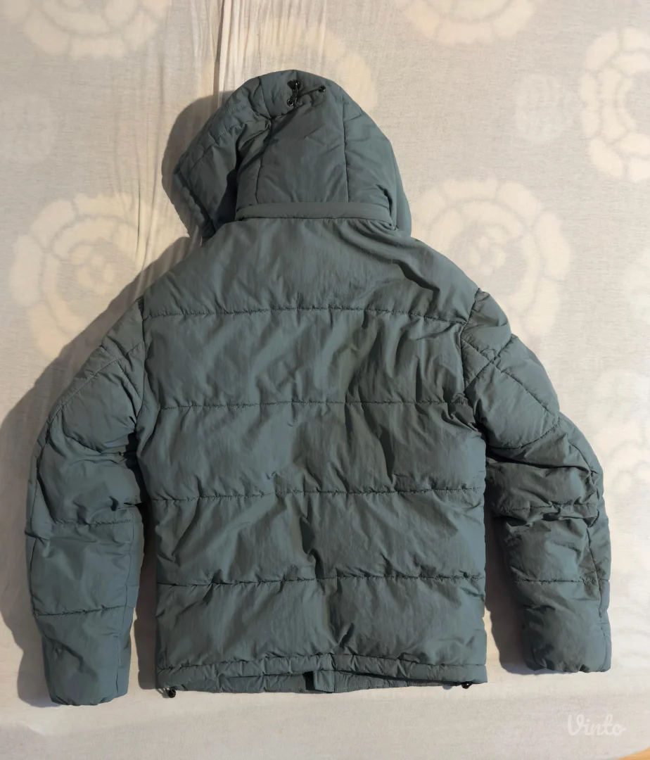 Zara zimska muska jakna! Vel S/M kao nov imate mere