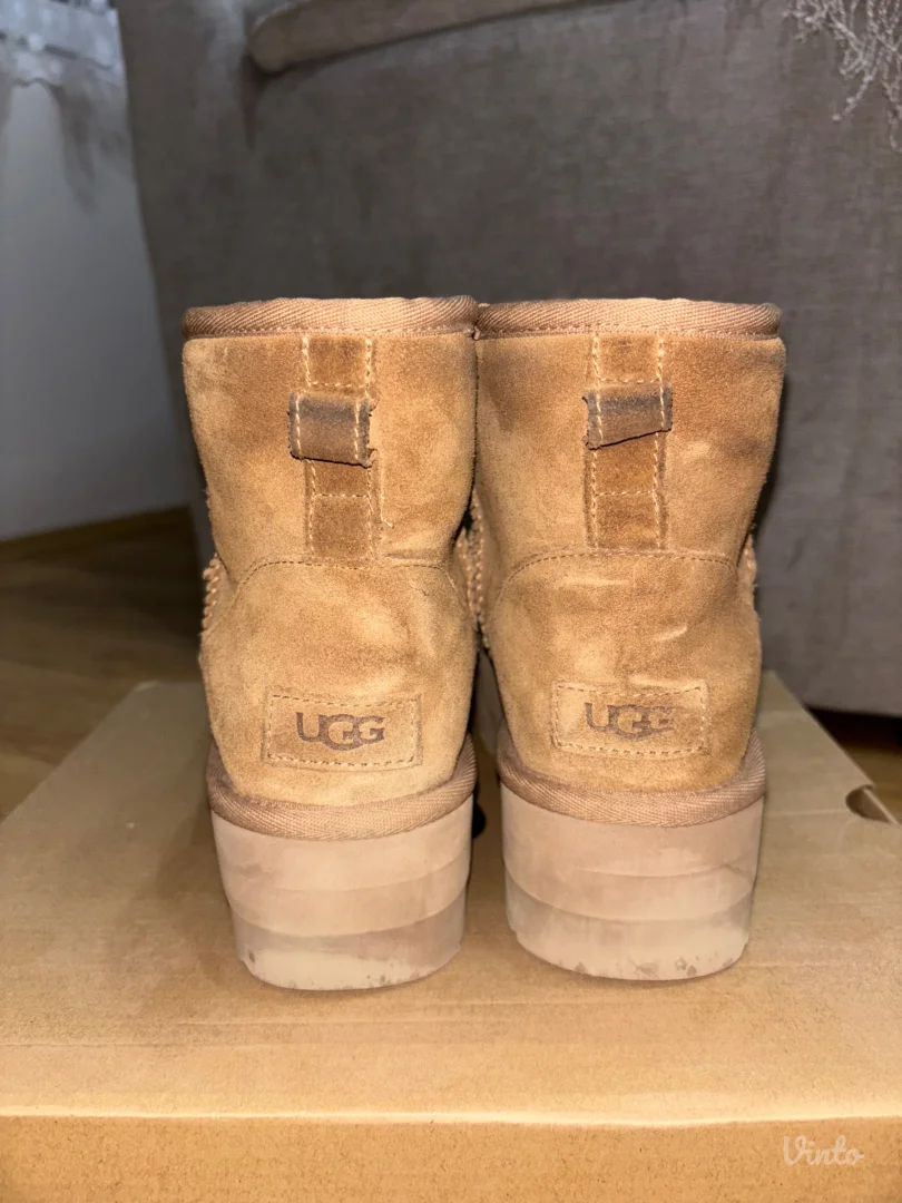 UGG CLASSIC MINI PLATFORM