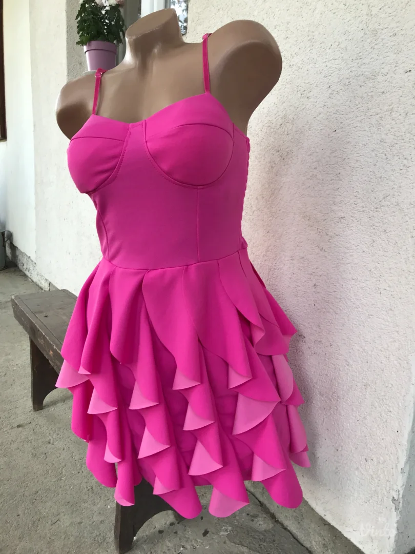 Nova pink haljina uvrnuti karneri S