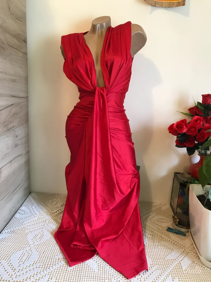 Nova Cristina crvena cvor u struku S/M