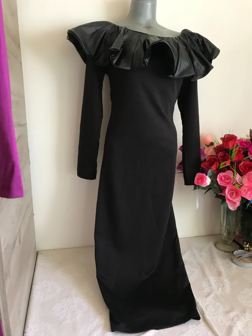 Nova crna midi haljina karner oko vrata S/M