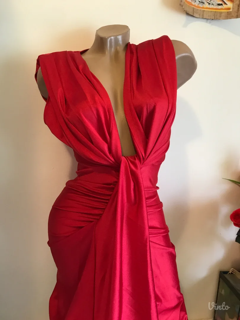 Nova Cristina crvena cvor u struku S/M