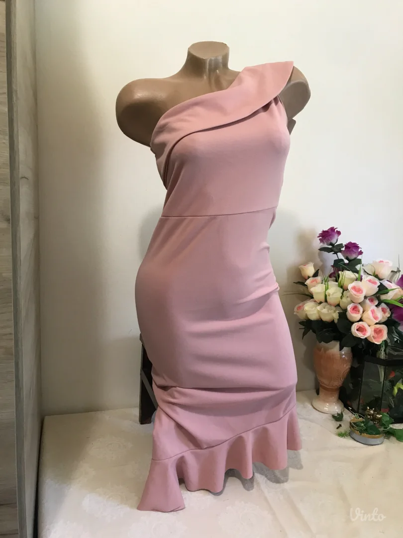 Nova roze na jedno rame i karneri S/M